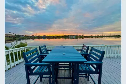 10429 Schaper Road, Galveston, TX 77554 - Photo 11