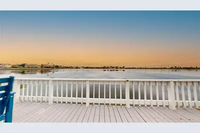 10429 Schaper Road, Galveston, TX 77554 - Photo 21