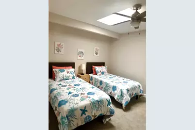 10429 Schaper Road, Galveston, TX 77554 - Photo 7