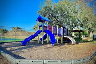 10429 Schaper Rd, Galveston, TX 77554 - Photo 33