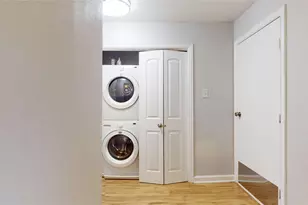 10429 Schaper Rd, Galveston, TX 77554 - Photo 25