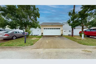 10429 Schaper Road, Galveston, TX 77554 - Photo 31