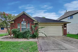3523 Pine Valley Dr, Pearland, TX 77581 - Photo 1