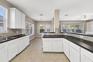 3523 Pine Valley Dr, Pearland, TX 77581 - Photo 3
