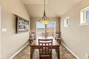 1006 Blackman Ct, Hutto, TX 78634 - Photo 5