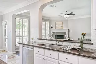 3407 Scenic Elm St, Houston, TX 77059 - Photo 15