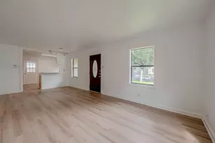 2051 Santa Rosa St, Houston, TX 77023 - Photo 7
