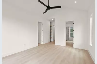 310 E 35th Street, Houston, TX 77018 - Photo 35