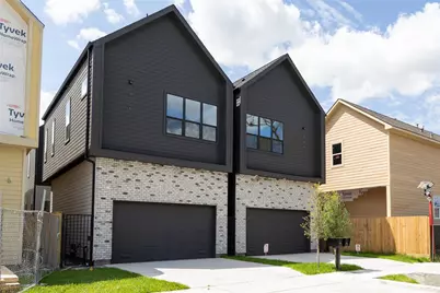 310 E 35th Street, Houston, TX 77018 - Photo 3