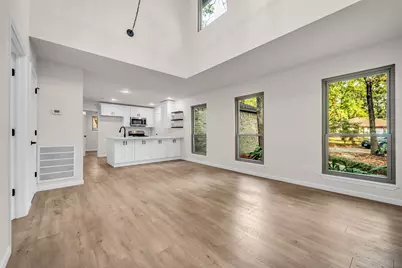 35 E Bigelow Oak Court Court, Spring, TX 77381 - Photo 11