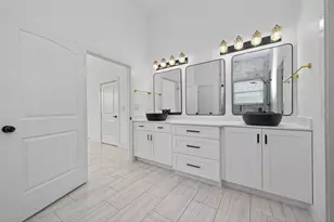 8006 Longridge Dr, Houston, TX 77055 - Photo 23