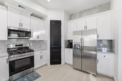 7908 Brandon Street #A, Houston, TX 77051 - Photo 9