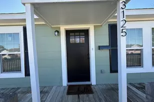 3125 South Dr, Groves, TX 77619 - Photo 3