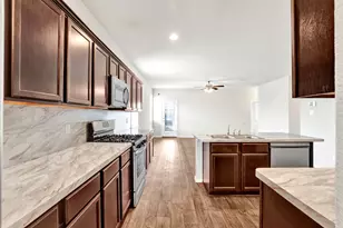 5411 Pembrokeshire Cir, Katy, TX 77449 - Photo 9