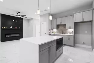 825 Paul Quinn St, Houston, TX 77091 - Photo 19