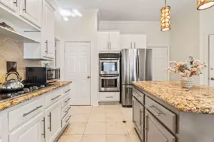 14103 Scarborough Fair St, Houston, TX 77077 - Photo 17