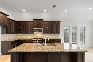4108 Ashwood Hollow Ln, Spring, TX 77386 - Photo 9