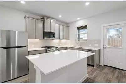 580 Long Branch Drive, Dayton, TX 77535 - Photo 5