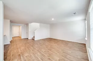 10054 Bur Sedge, San Antonio, TX 78254 - Photo 5