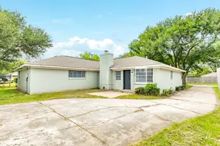 103 Honeysuckle, Lake Jackson, TX 77566 - Photo 31