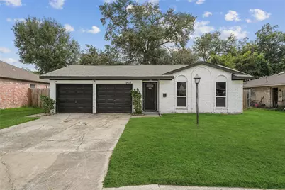 9618 Glenwood Forest Drive, Houston, TX 77078 - Photo 1