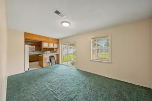903 E Spreading Oak Dr, Houston, TX 77076 - Photo 17
