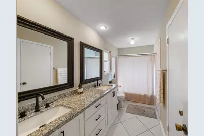 2906 Laurelridge Drive, League City, TX 77573 - Photo 19