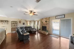 2906 Laurelridge Dr, League City, TX 77573 - Photo 13