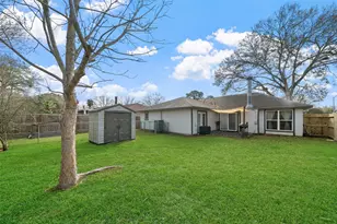 2906 Laurelridge Dr, League City, TX 77573 - Photo 25