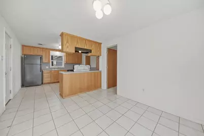 2511 S Market Street, Brenham, TX 77833 - Photo 13