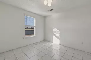 2511 S Market St, Brenham, TX 77833 - Photo 15