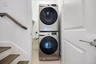 2715 Maxroy St, Houston, TX 77007 - Photo 13