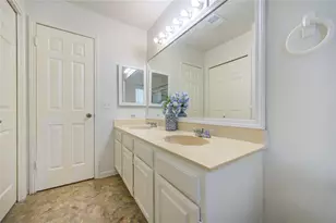3515 Green Fields Dr, Sugar Land, TX 77479 - Photo 17