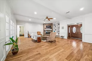 3614 Garden Lake Dr, Kingwood, TX 77339 - Photo 9