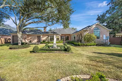 3706 Almond Creek Drive, Houston, TX 77059 - Photo 11