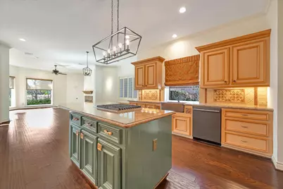 3706 Almond Creek Drive, Houston, TX 77059 - Photo 25