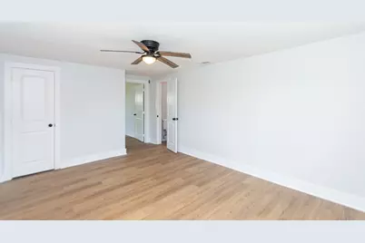 218 Evans Street, Angleton, TX 77515 - Photo 19