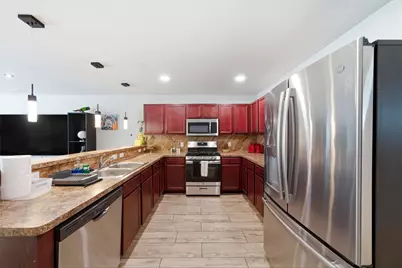 15614 S Early Dusk Circle, Houston, TX 77044 - Photo 11