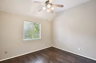 17711 Creek Bluff Ln, Cypress, TX 77433 - Photo 27