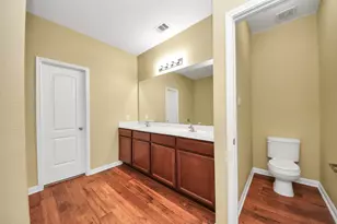 6915 Primrose Rd, Baytown, TX 77521 - Photo 5