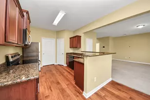 6915 Primrose Rd, Baytown, TX 77521 - Photo 11