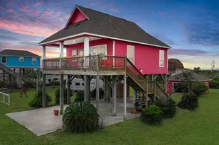 1219 Front Ave Ave, Port Bolivar, TX 77650 - Photo 1