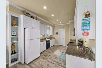 1219 Front Ave Avenue, Port Bolivar, TX 77650 - Photo 7