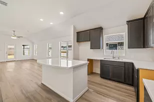 209 Cross Gable Ln, Dayton, TX 77535 - Photo 13