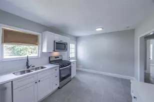 5007 Northridge Dr, Houston, TX 77033 - Photo 9