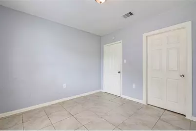 306 Hawthorne Street #4, Houston, TX 77006 - Photo 9