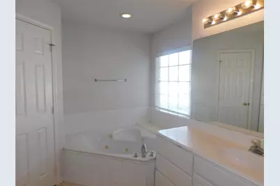 2710 Grants Lake Blvd #G3, Sugar Land, TX 77479 - Photo 11