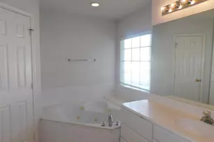 2710 Grants Lake Blvd, Sugar Land, TX 77479 - Photo 11