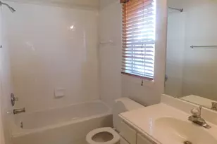 2710 Grants Lake Blvd, Sugar Land, TX 77479 - Photo 17
