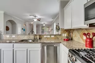 6864 Juniper Arbor Ln, League City, TX 77539 - Photo 9